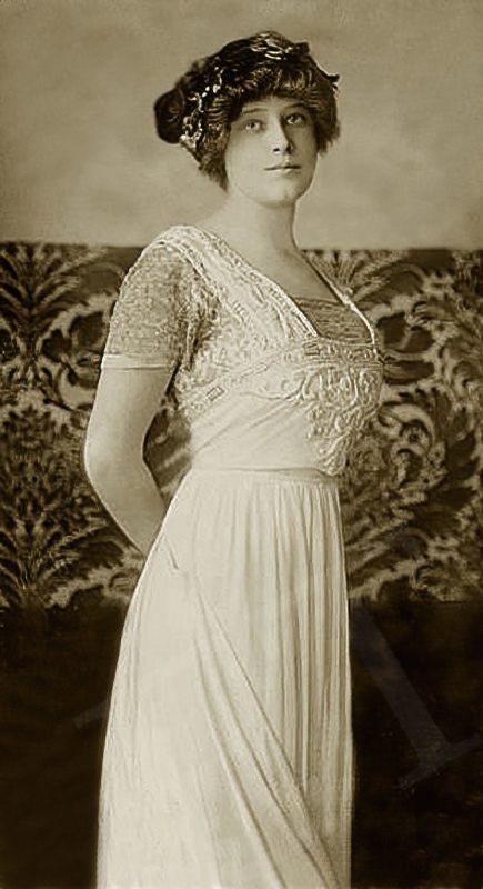 Titanic Pictures | 15 MadeleineAstor DeNoiseAI standard | Titanic Pictures | kevcummins