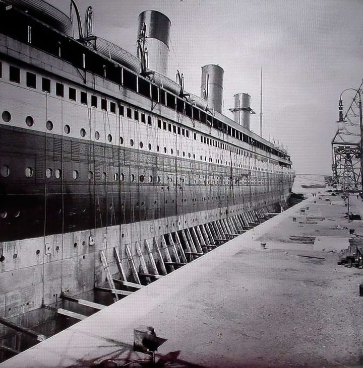 Titanic Pictures | Fresh Paint DeNoiseAI standard | Titanic Pictures | kevcummins