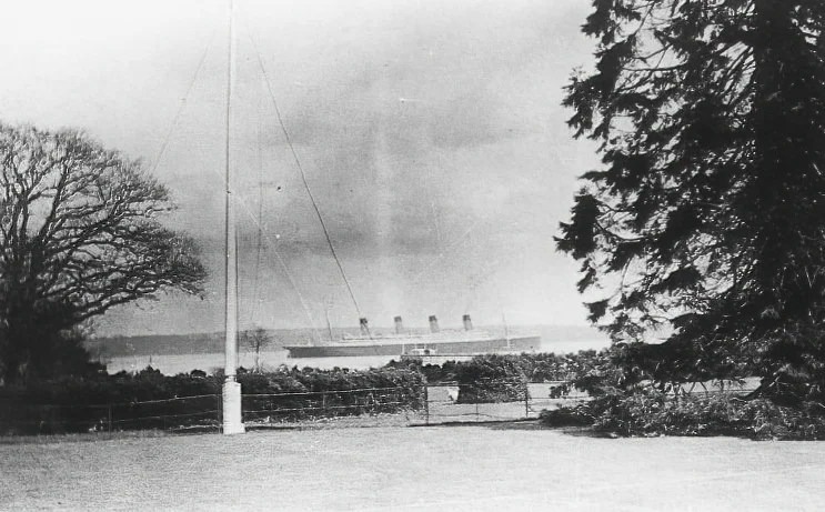 Titanic Pictures 55 Titanic Pictures | Passing the Hythe 284 10 1229 DeNoiseAI standard | Titanic Pictures | kevcummins